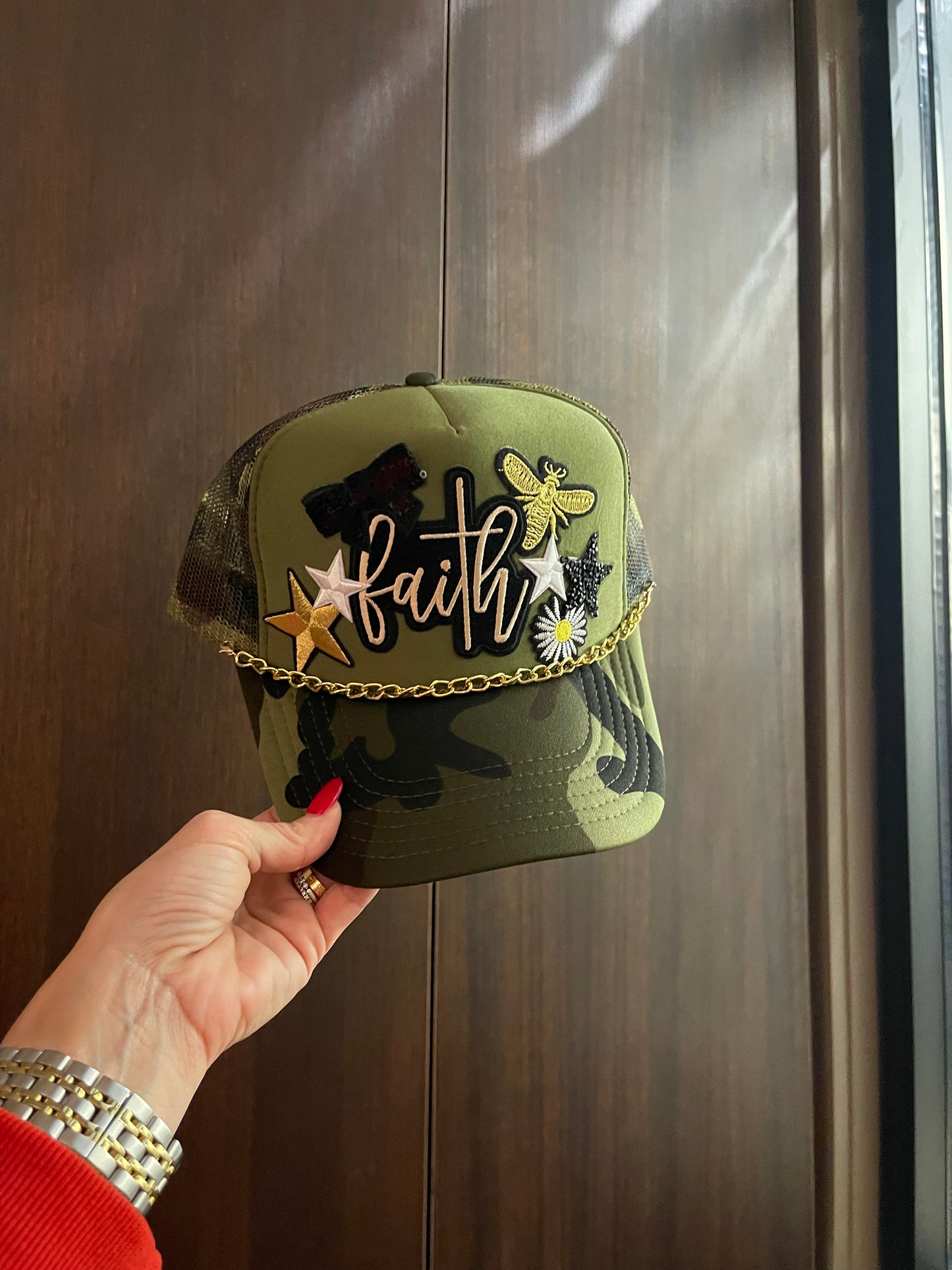 Hat Chain